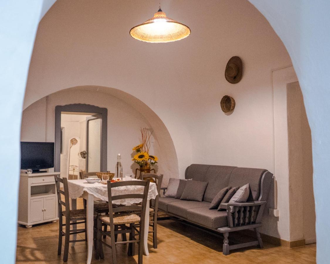 I Trulli Di Caterina - Casa Vacanza Privata Martina Franca Bagian luar foto