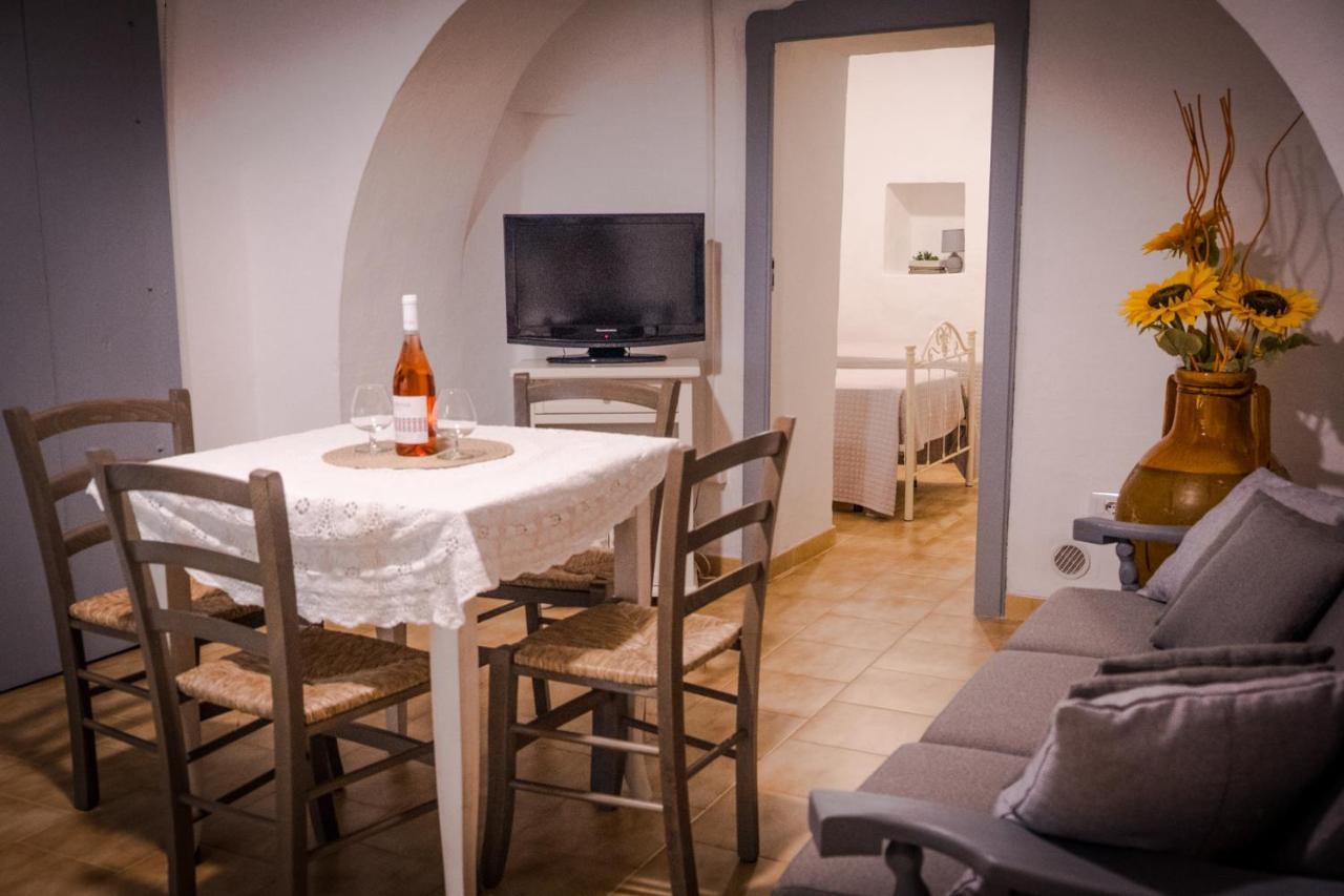 I Trulli Di Caterina - Casa Vacanza Privata Martina Franca Bagian luar foto